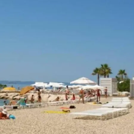 Apartman Bright And Colourful Luce -sandy Split