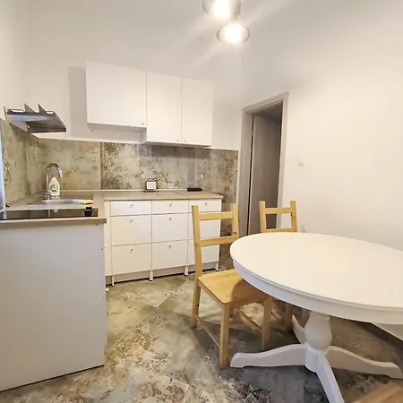 Apartman Bright And Colourful Luce -sandy Split